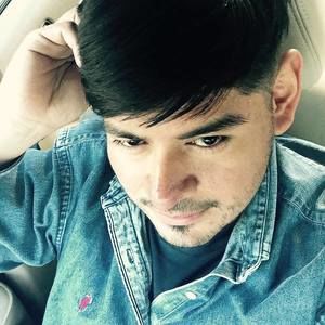 Meet your Posher, Javier